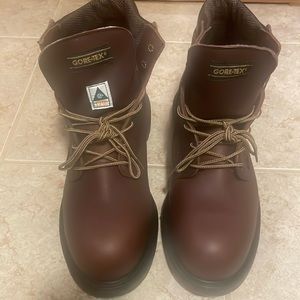 Steel toe work boot RED WING